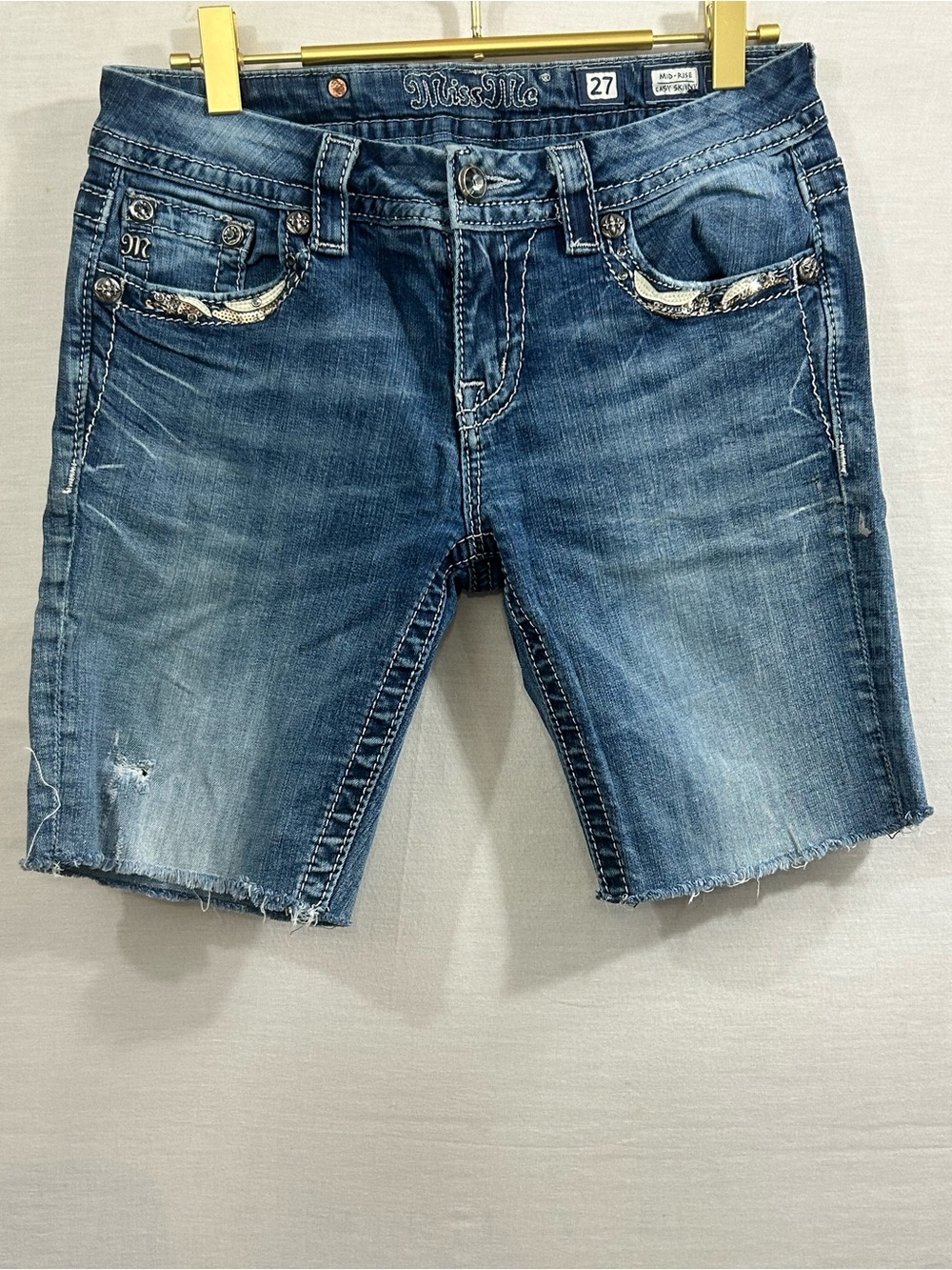medium rise Miss Me denim shorts